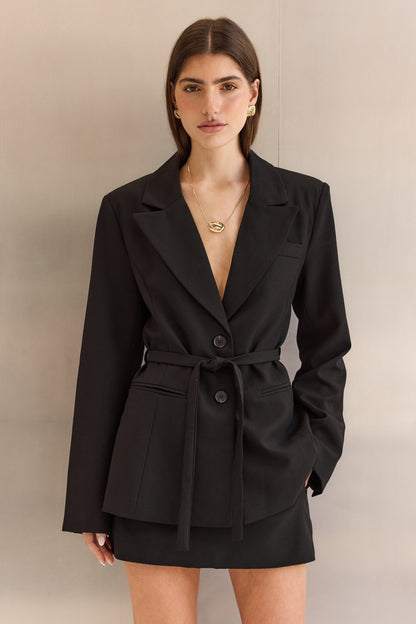 Noir Tailored Skort - Sleek Black, Tailored Fit for Modern Style